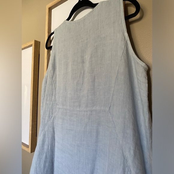 Cutloose linen dress with pockets - Picture 2 of 6